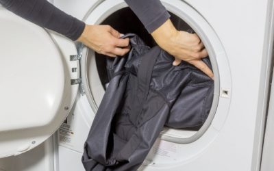 Comment puis-je laver, sécher et imprégner ma veste/pantalon à membrane ?
