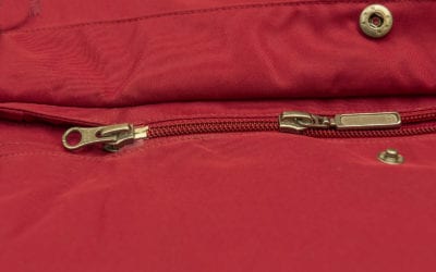 How to zip a two-way zipper